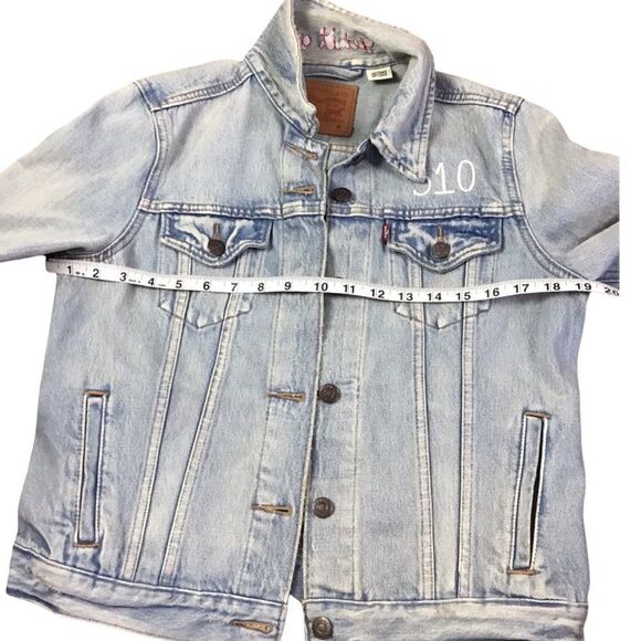Levi’s Distressed & Embroidered Denim Jean Jacket - Picture 6 of 10